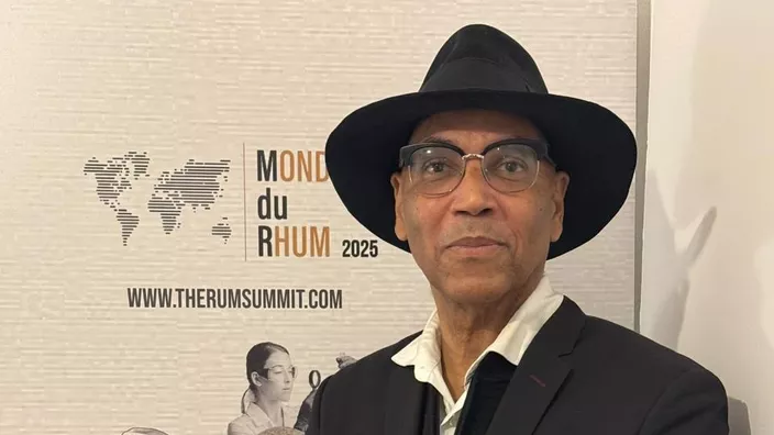 «Le rhum porte l’identité de nos territoires ultramarins» : rencontre avec Patrick Loger, fondateur du Mondial du rhum